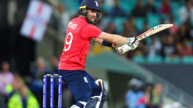 Chris Woakes hits the winning runs during the ICC men's Twenty20 World Cup 2022 cricket match between England and Sri Lanka at the Sydney Cricket Ground.