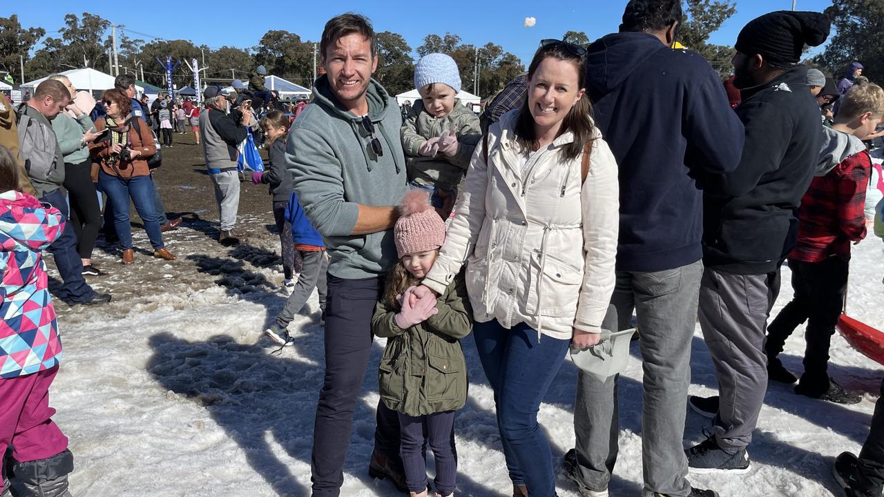 Matthew, Imogen (4), Archer (2) and Montana Kelly from Toowoomba swap a trip to a Brisbane winter wonderland for Snowflakes in Stanthorpe in 2021. Photo: Madison Mifsud-Ure / Stanthorpe Border Post