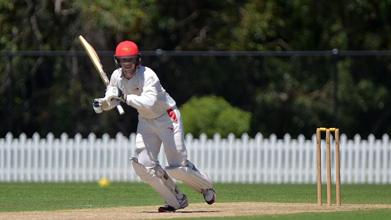 Josh Tyson looks for runs in a match for the Sunshine Coast Scorchers in 2017.