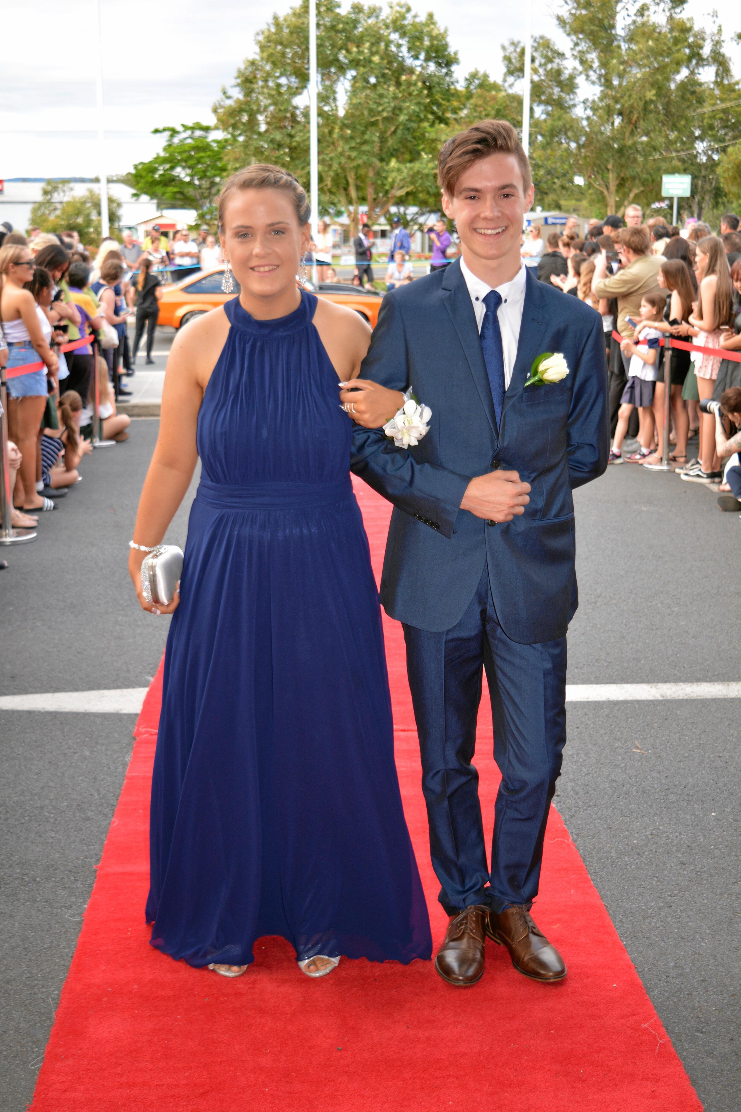 Lockyer District High School Formal Arrivals 