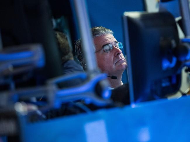 NEW YORK, NY - JUNE 24: A trader works on the floor of the stock exchange during the afternoon of June 24, 2015 in New York City. The Dow Jones Industrial Average plunged more than 150 points during debates over Greece's bailout. Andrew Burton/Getty Images/AFP == FOR NEWSPAPERS, INTERNET, TELCOS & TELEVISION USE ONLY ==