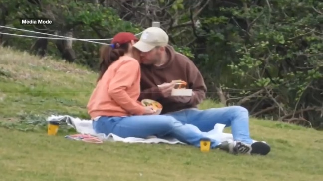 Kate Ritchie spotted on harbourside picnic date with new beau