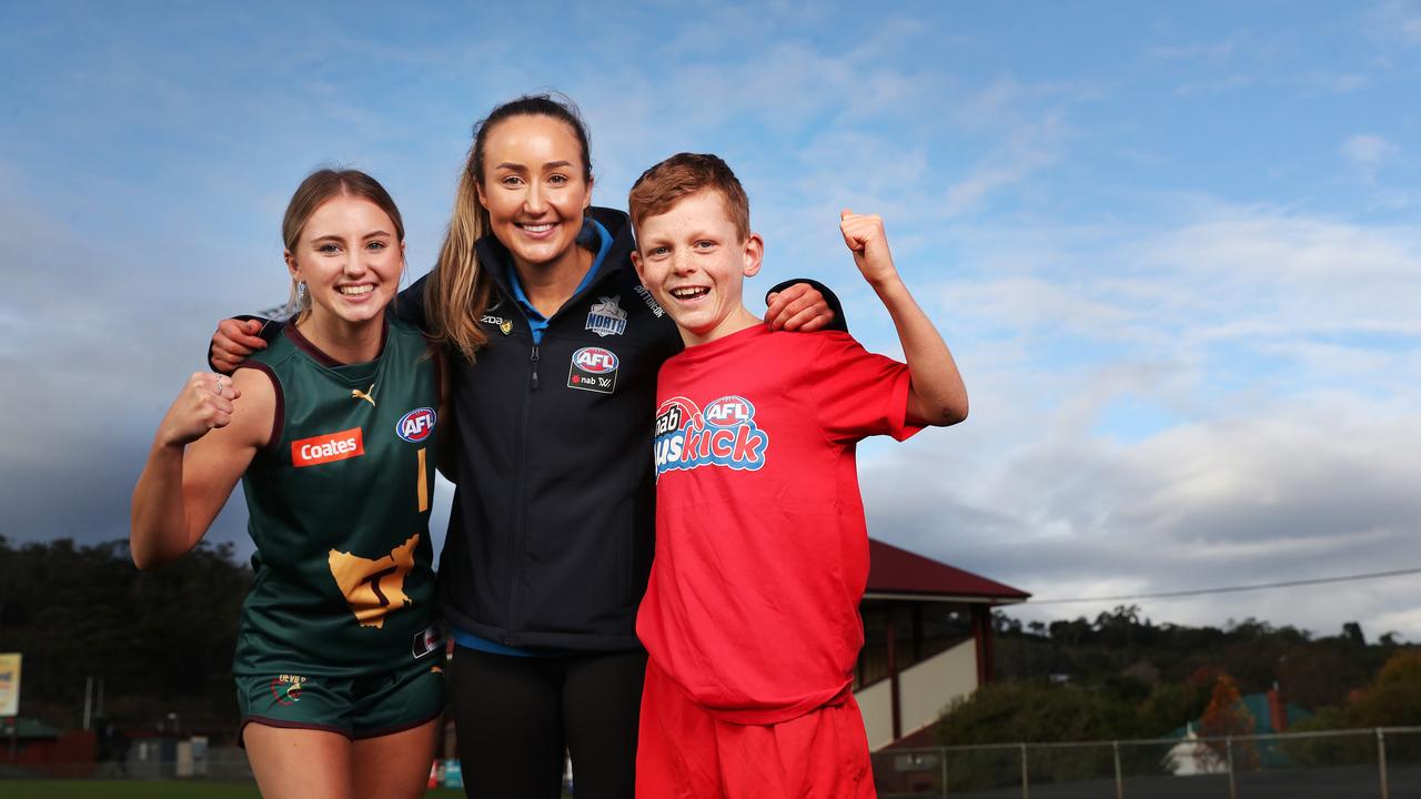 Nicole Bresnehan On Tasmanian Aflw Team The Mercury