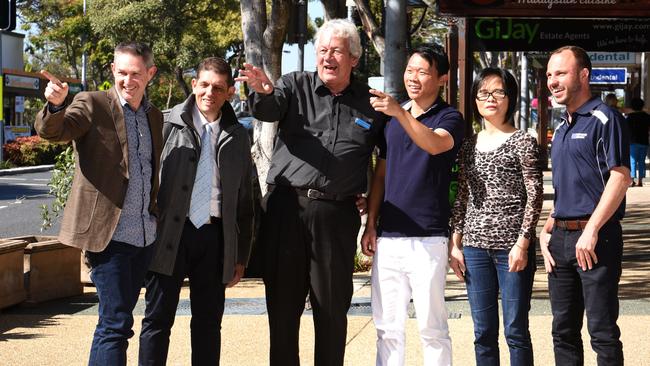 Mark Williams, Angelo Karalis, Michael Sunderland, John Gu, Lily Zheng, Adam Toth at Mt Gravatt Central. (AAP image, John Gass)