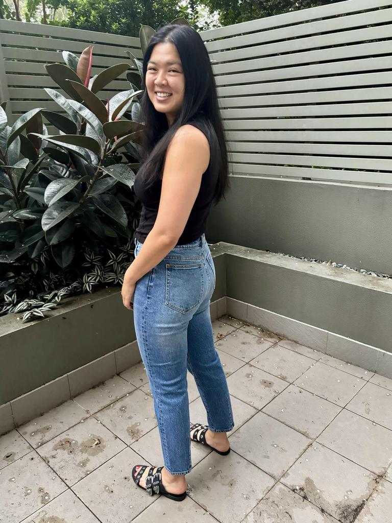 Neuw Lola Mom Jeans Review: Universally flattering