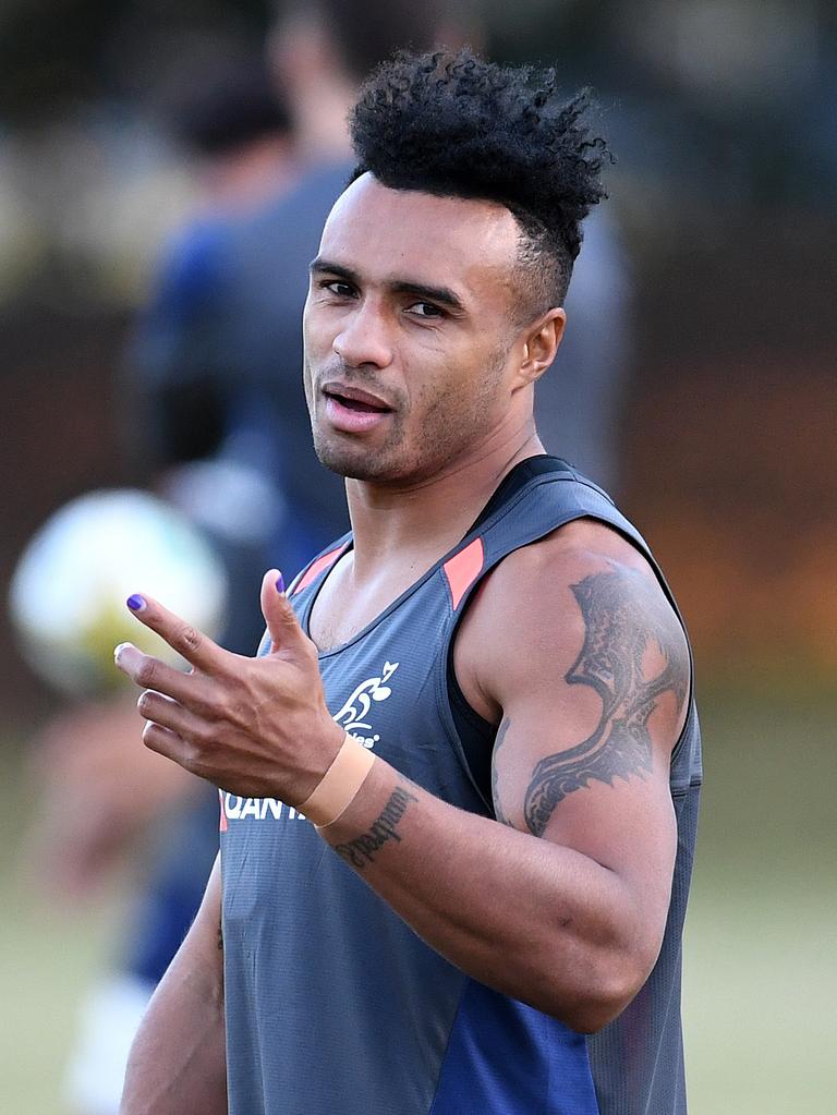 Australian Wallabies player Will Genia is seen during a trainings session in Brisbane, Monday, June 4, 2018. The Wallabies clash with Ireland on June 9 at Suncorp Stadium. (AAP Image/Dan Peled)