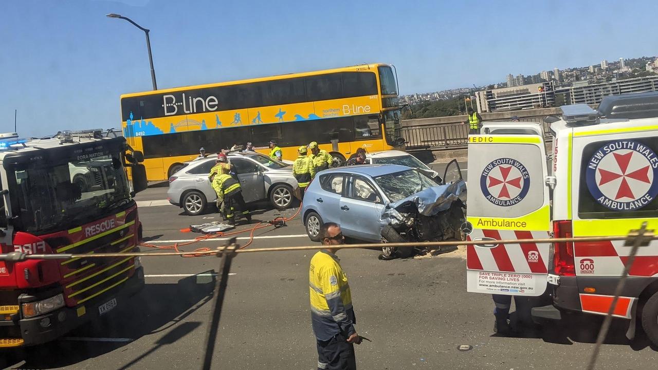 One dead, more injured in horror crash on Sydney Harbour Bridge