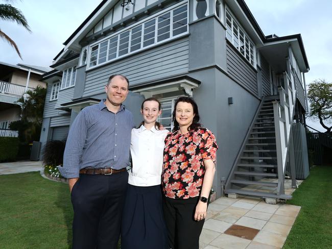 Peter and Cathy Beckingsale's home heads to auction this weekend. The couple renovated the home by taking all the walls out to make it open-plan. Pictured are Peter and Cathy Beckingsale and their daughter Amy. Camp Hill  Wednesday 4th October 2023 Picture David Clark