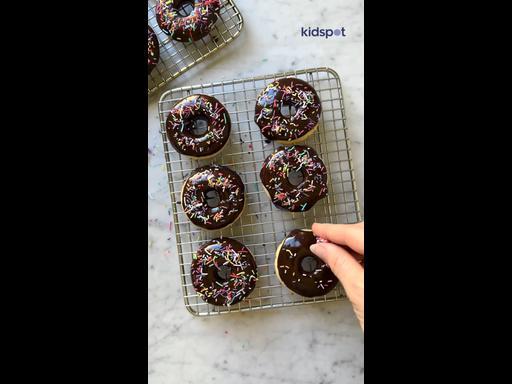 Pancake shaker doughnuts