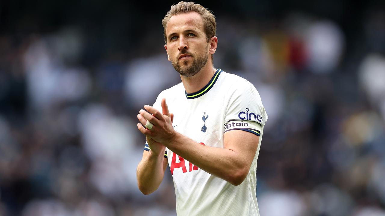 Bayern Munich complete signing of Harry Kane from Tottenham