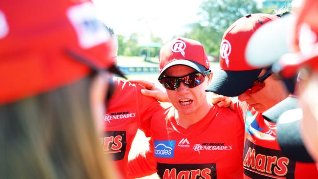 Renegades captain Jess Duffin fires up her players. Picture: AAP/Michael Dodge