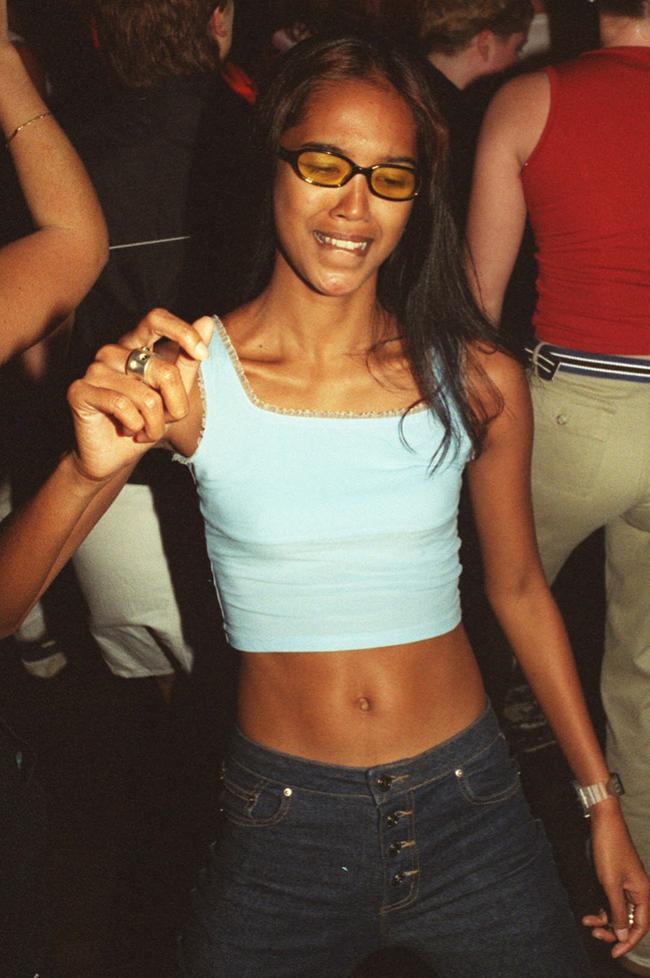 SOCIALS NQ /DOORS /Nightclub /Mackay. Susi O'Brien – 30 Apr 2000