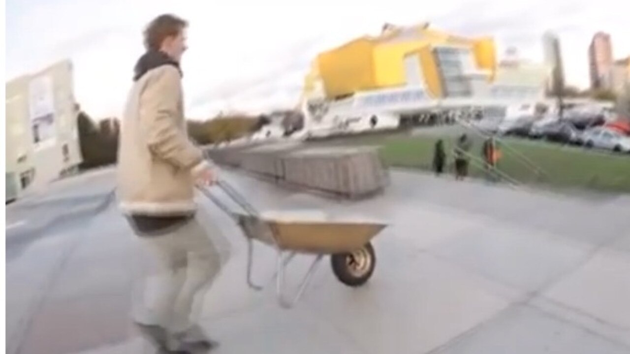 Video Watch as one man and his wheelbarrow tear through the