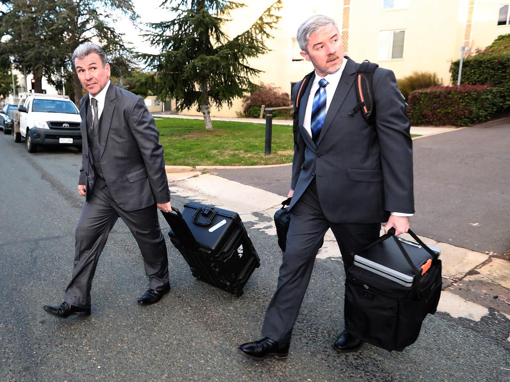 Federal police raid the home of News Corp Australia journalist Annika Smethurst over a story about a secret government plan to spy on Australians.