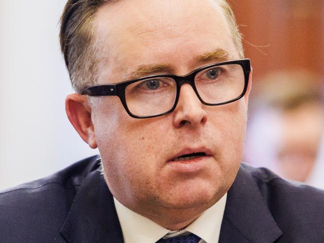 MELBOURNE, AUSTRALIA - Newswire Photos August 28, 2023: Qantas CEO Alan Joyce during a senate hearing into the cost of living. Picture NCA NewsWire / Aaron Francis