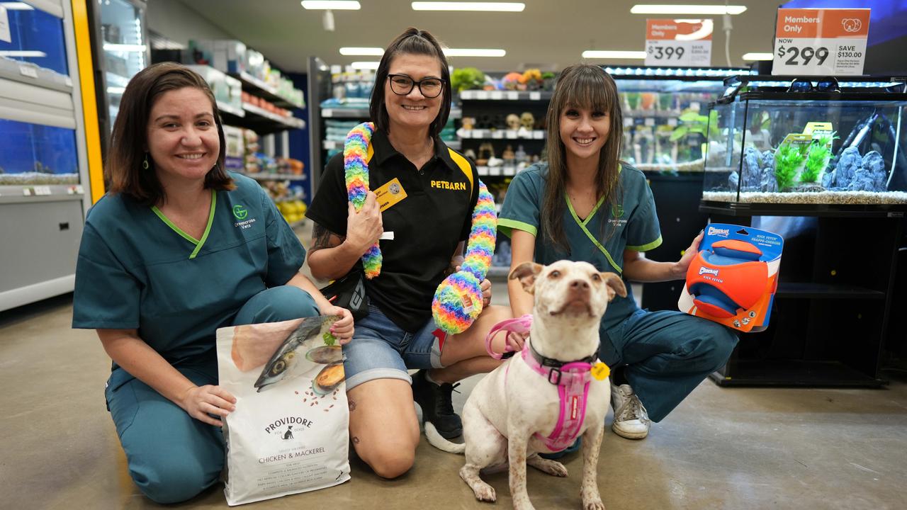 Cairns pets Greencross vets and Petbarn opens in Smithfield The