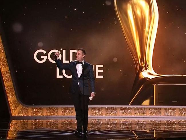 Grant Denyer accepting his Gold Logie.