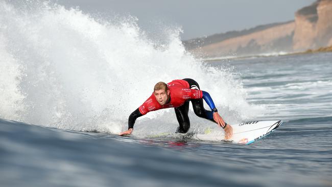 Bells Rip Curl Pro 2016 Day 7. Mick Fanning turns off the bottom of a Bells wave in his Men's round 4 heat (Friday 1 April). Mick would go on to finish second in the three man heat and will now match up against fellow Australian and tour rookie Davey Cathels in round 5 for a chance at a spot in the quarter finals. Picture: Jason Sammon Friday 1 April 2016