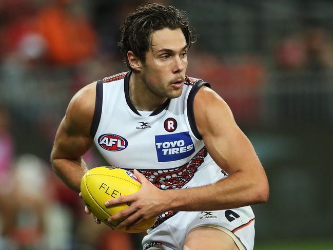 GGiants Josh Kelly during AFL match GWS Giants v Essendon Bombers at Spotless Stadium, Sydney. Picture. Phil Hillyard