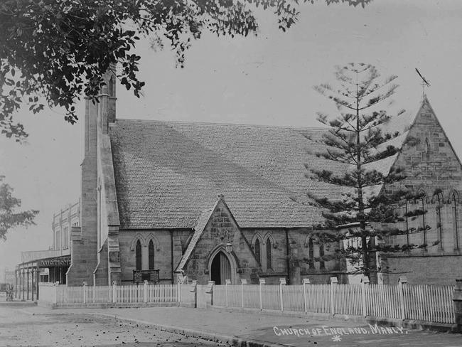 St Matthew's Church between 1900 and 1910. Photo State Library of NSW