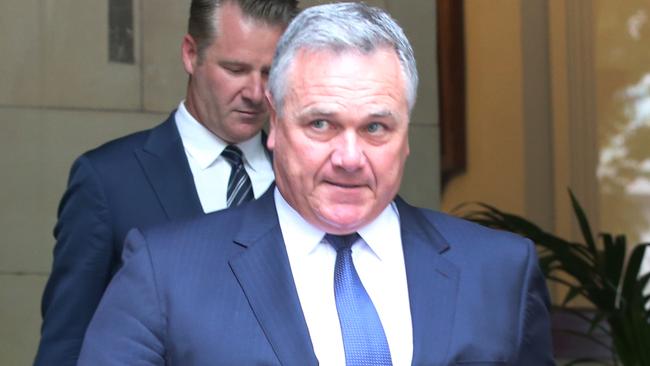 Channel 7 newsreader Peter Mitchell apologises for Dupas trial ...