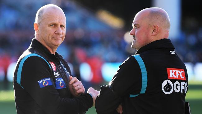 Ken Hinkley, pictured with Chris Davies, is out of contact at the end of 2023. Picture: Mark Brake/Getty Images