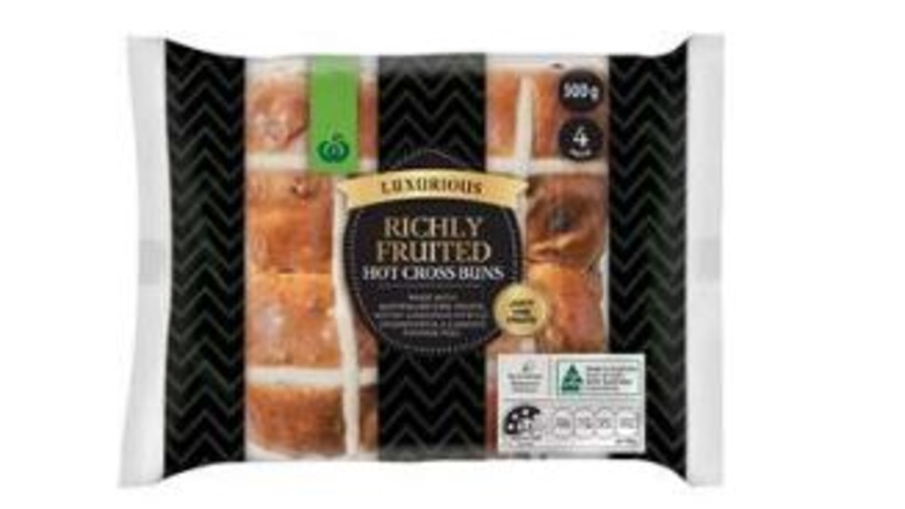 These Woolies hot cross buns were ranked the highest overall.