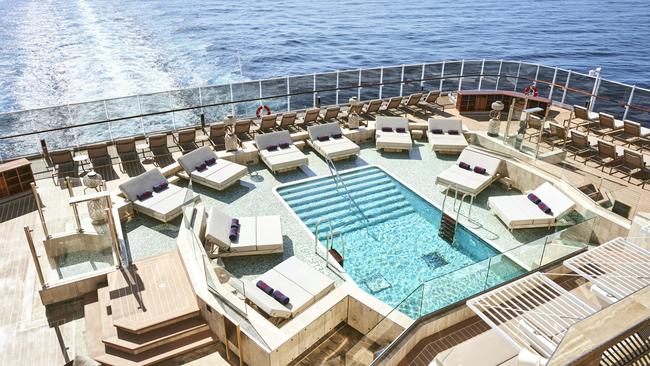 Pool deck on Explora I.