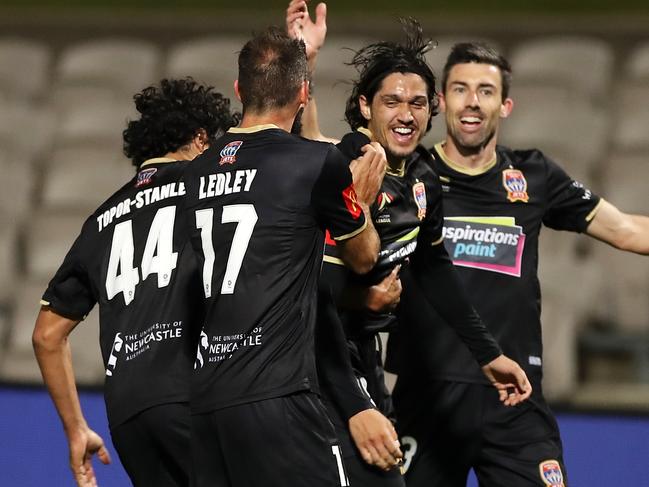SYDNEY, AUSTRALIA - JULY 21: Kosta Petratos of the Jets celebrates with his team mates after scoring a goal during the round 28 A-League match between Sydney FC and Newcastle Jets at Netstrata Jubilee Stadium on July 21, 2020 in Sydney, Australia. (Photo by Mark Kolbe/Getty Images)
