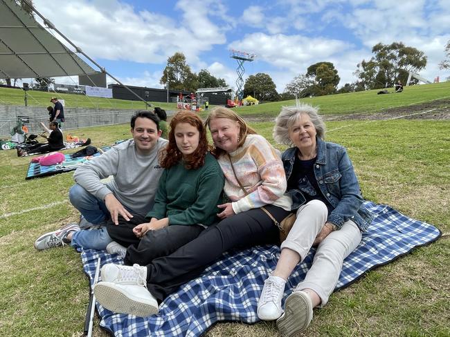 Lily, Clem, Lisa and Lorraine Cascun.