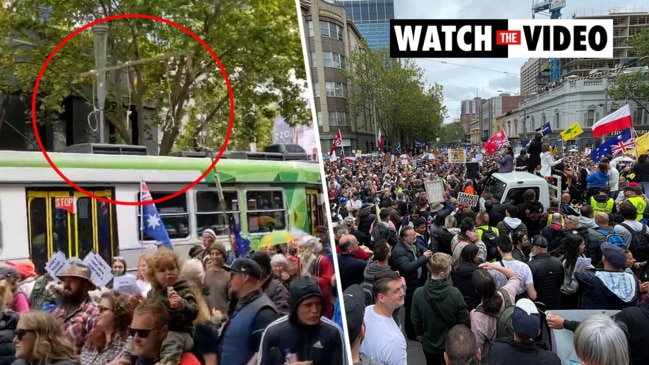 More protests kick off in Melbourne over vaccine mandate