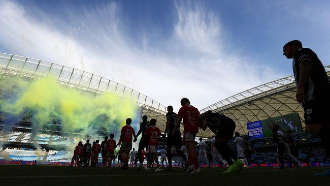 SYDNEY, AUSTRALIA - NOVEMBER 24: Players walk onto the filed before the round five A-League Men match between Macarthur FC and Auckland FC at Allianz Stadium, on November 24, 2024, in Sydney, Australia. (Photo by Mark Nolan/Getty Images)