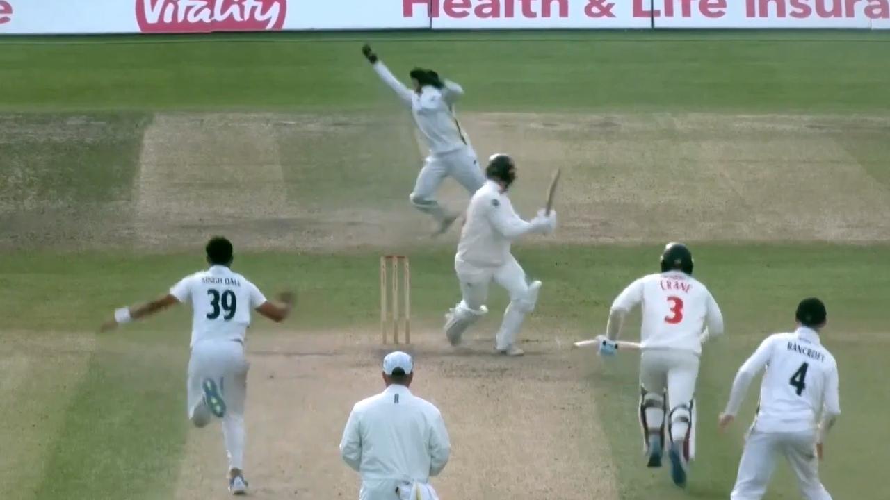 Gloveless keeper’s insane act stuns cricket as epic match finishes in tie