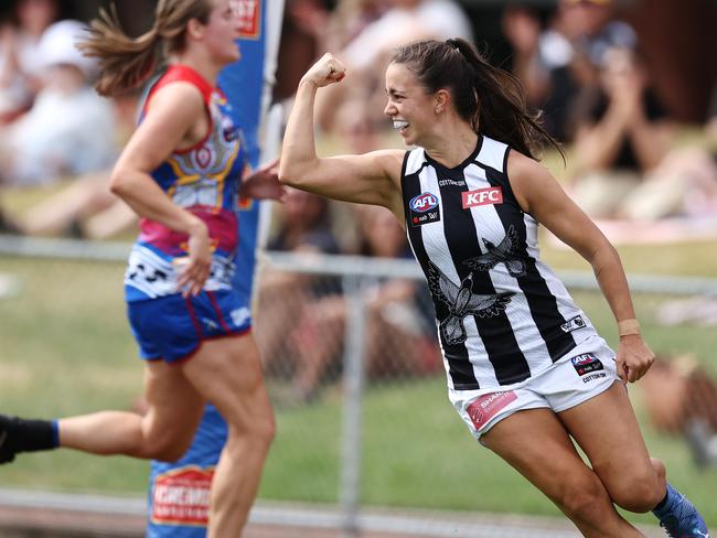 MELBOURNE.  2702/2022.  AFLW . Collingwood v Western Bulldogs at Victoria Park, CollingwoodÃ.  Chloe Molloy of the Magpies  celebrates a 1st qtr goal    . Photo by Michael Klein