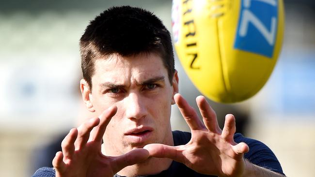 Carlton ruckman Matthew Kreuzer reminded us he is SuperCoach force. Picture: Nicole Garmston