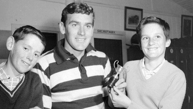 Stewart Lord with young fans in 1963. Source: Bob Gartland Collection