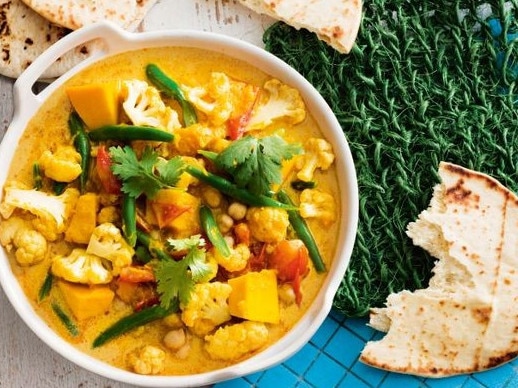 Slow cooker creamy chickpea and vegetable curry.