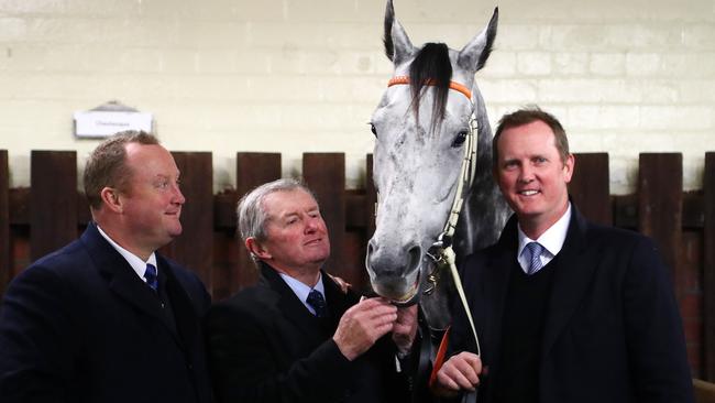 Wayne, John and Michael Hawkes with former stable superstar Chautauqua in 2018. Picture: AAP Image.