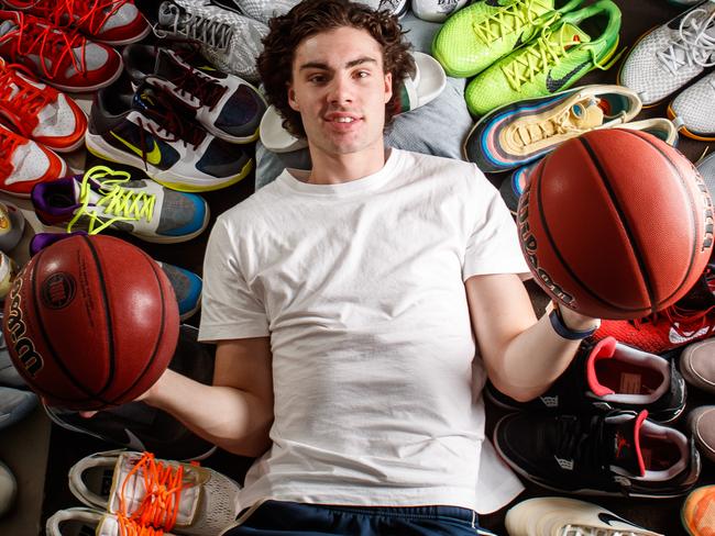 Giddey’s hot shoe shuffle to world stage