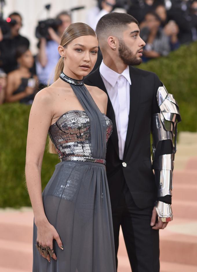 Gigi Hadid shares photo of newborn daughter with gifts from Taylor Swift  and Donatella Versace