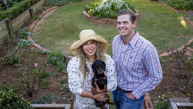 Garden For Good featured gardeners Caitlyn Mason and Sam Clothier.