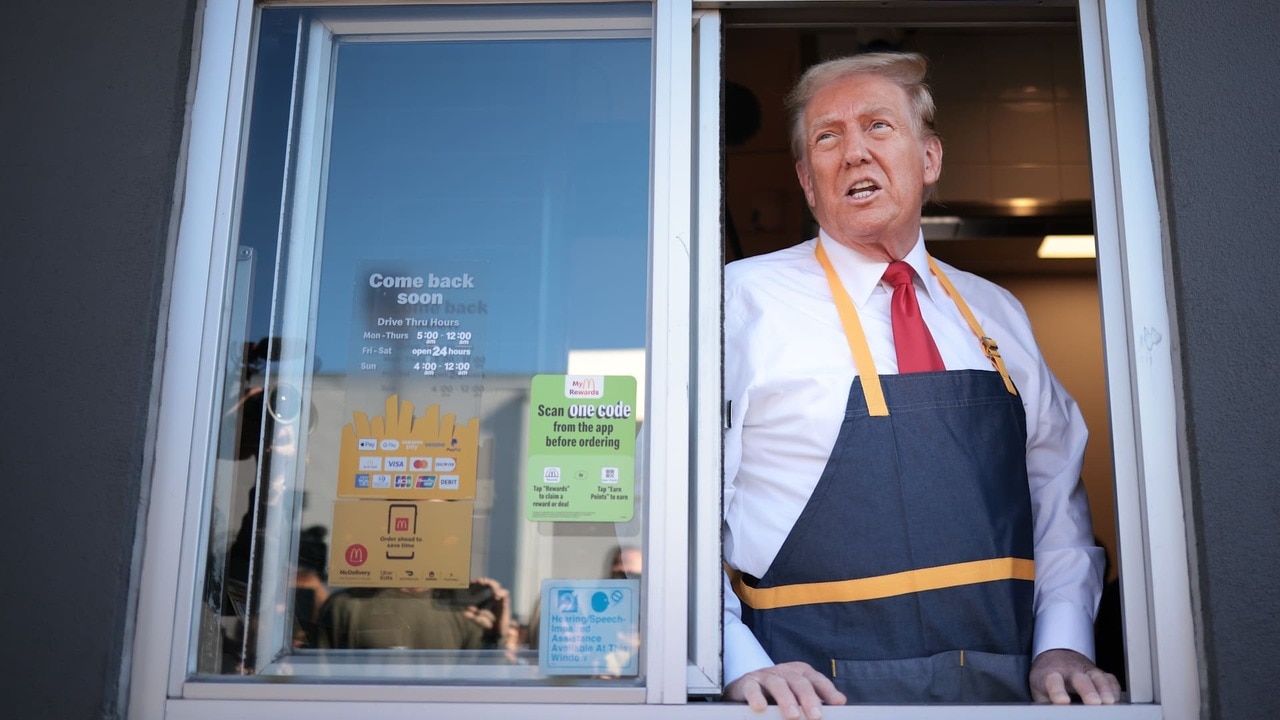 Trump Works McDonald’s Fry Station, Stepping up Criticism of Harris