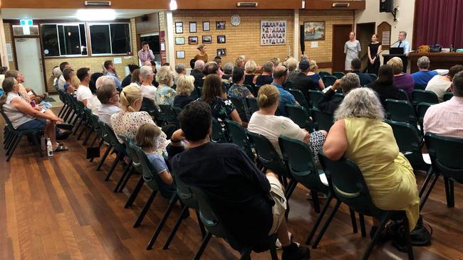 City Plan meeting at Labrador – planning chair Cameron Caldwell addressing residents.