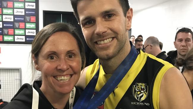 Murray with Trent Cotchin after winning an AFL premiership medal.