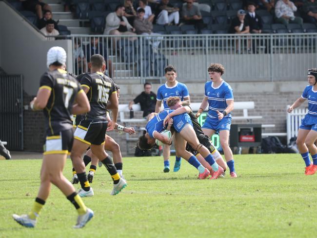 St Dominic's College (Blue) v Bass Hill HS. Picture: Tim Hunter.