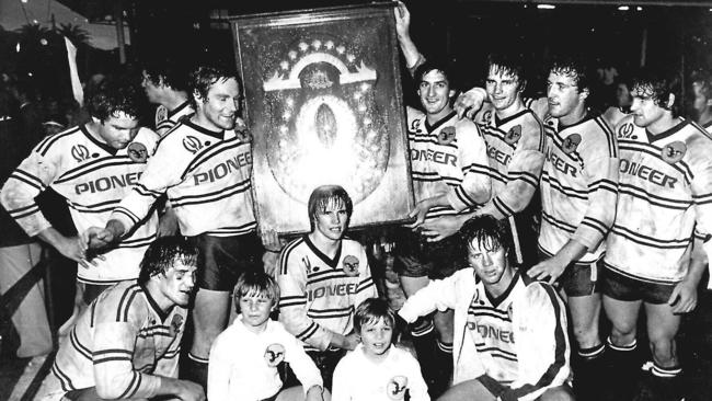 Manly with JJ Giltinan Shield after defeating Cronulla in 1978 grand final replay at SCG.