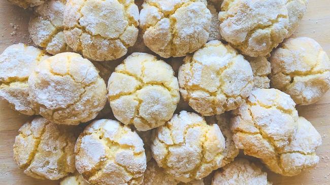 easy-lemon-biscuits