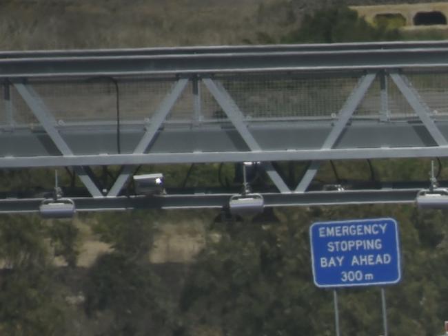 Lights on the Hill convoy head from Toowoomba to Gatton. Toowoomba Bypass from New England Highway . September 2019