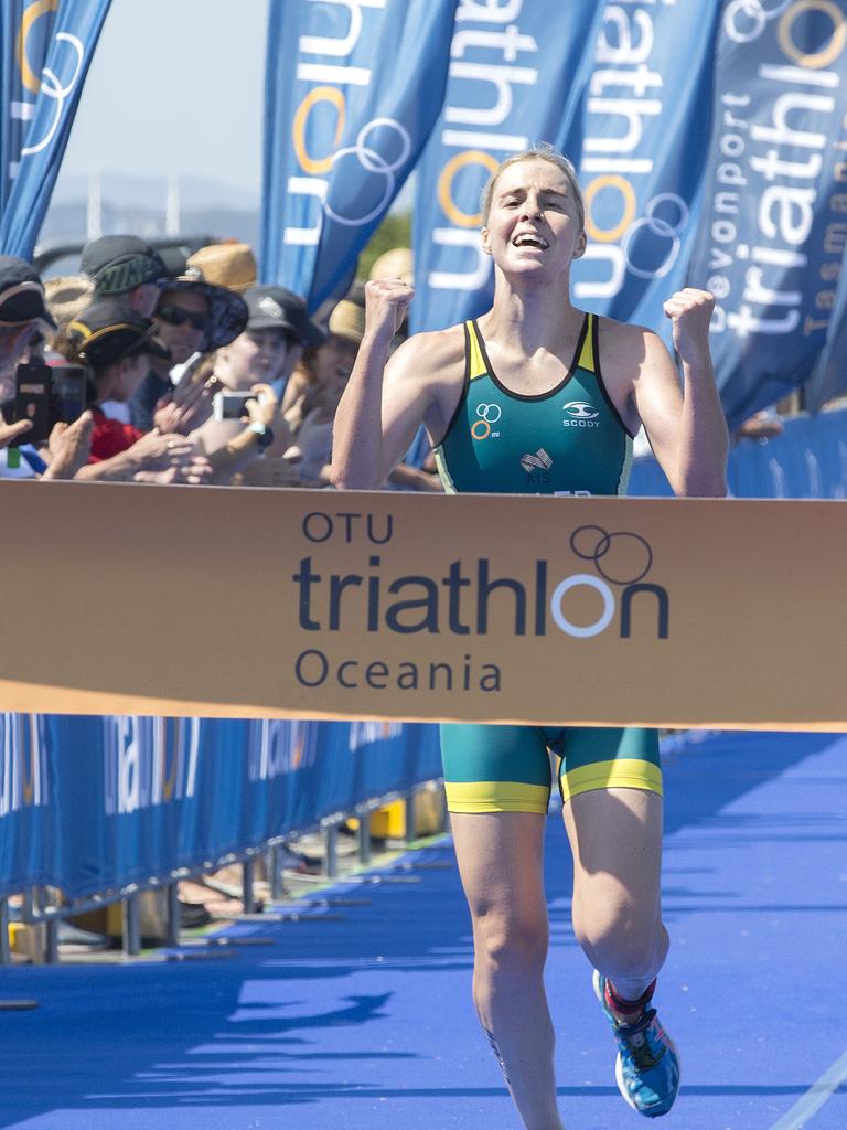 Joanne Miller AUS wins the Women's Elite &amp; U23 Devonport Triathlon. PICTURE CHRIS KIDD