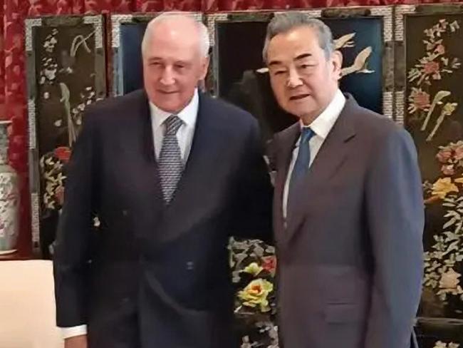 21/03/2024: Paul Keating with Wang Yi at the Chinese-Consulate in Sydney. Credit: Chinese Ministry of Foreign Affairs.